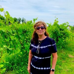 Meet your Posher, Lorraine